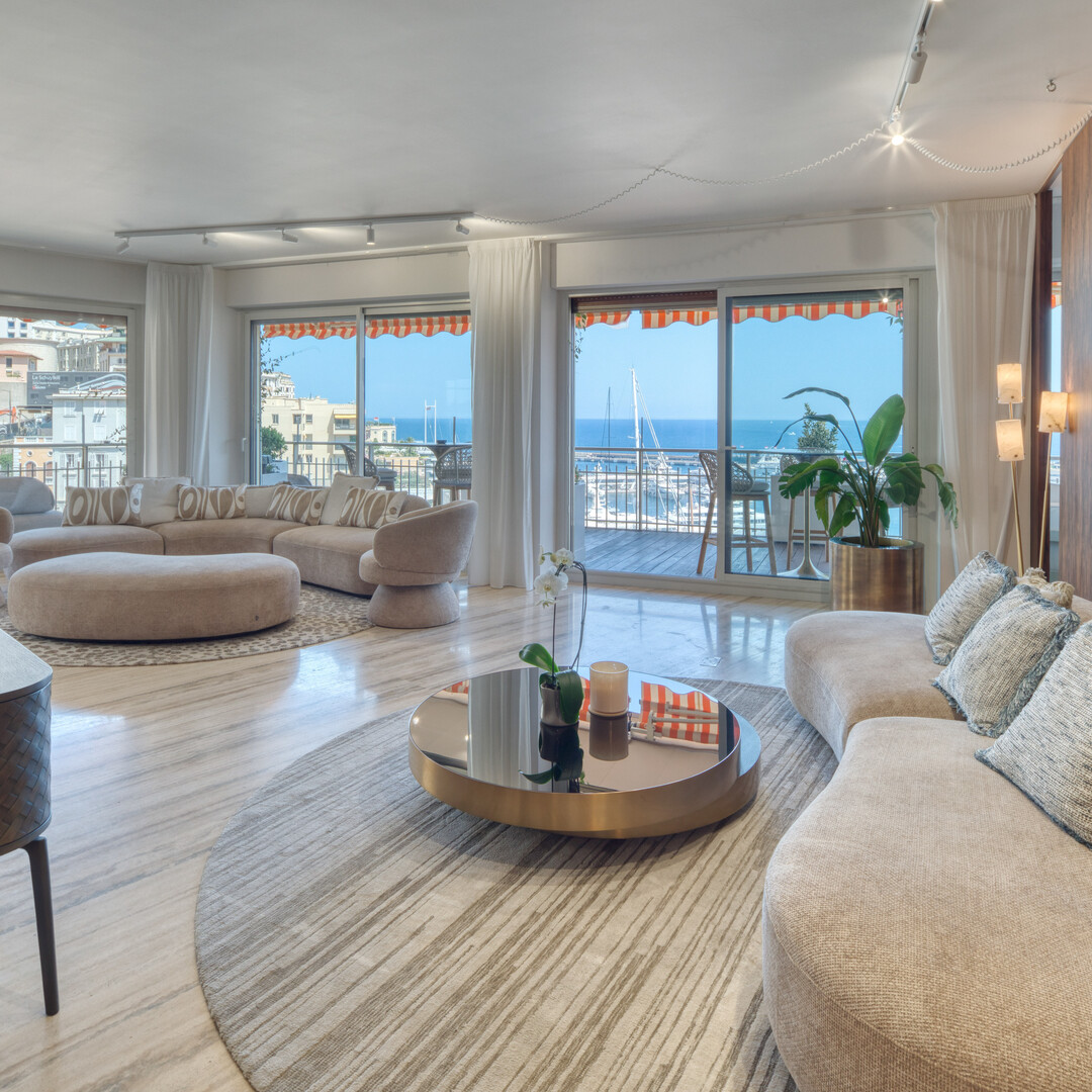 LE PANORAMA - MAGNIFICENT 3 BEDROOMS - MASTER APARTMENT