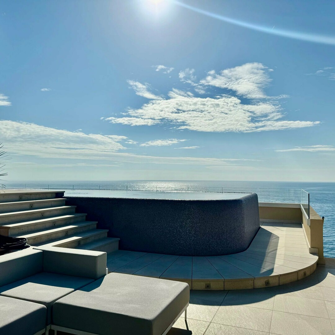 MONTE MARINA - Exceptional penthouse with private pool