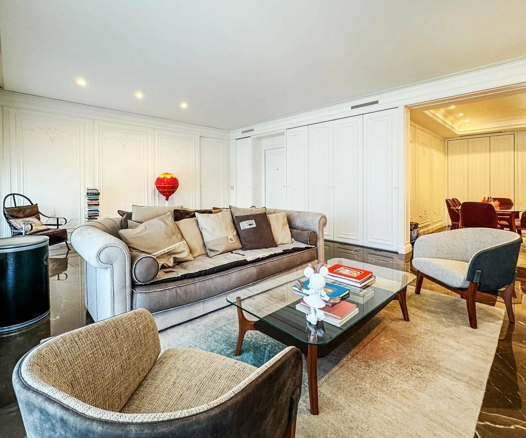 Sole Agent - Beautiful luxury 3-bedroom apartment