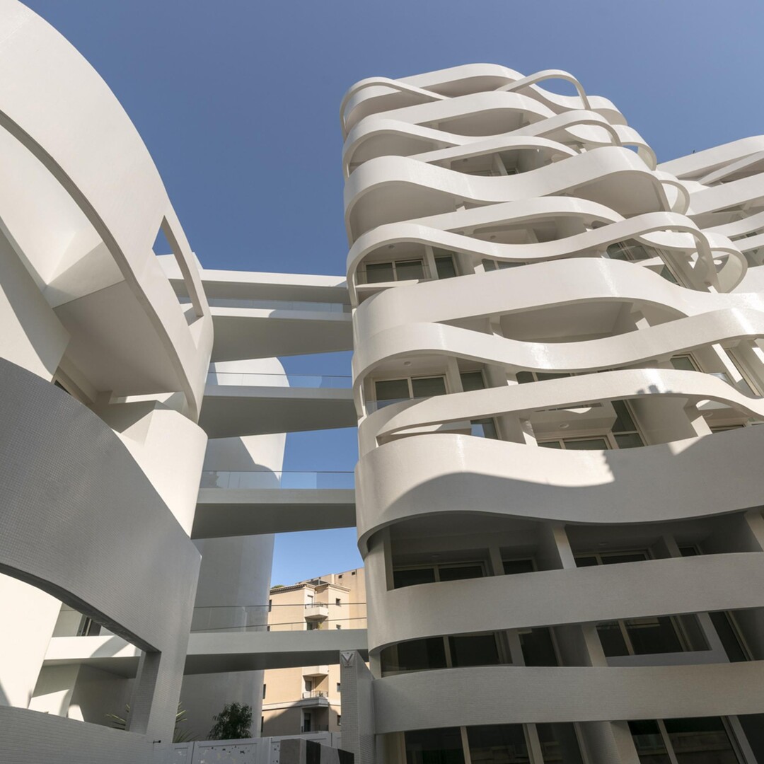 Spacious family duplex apartment | Modern building | La Condamine