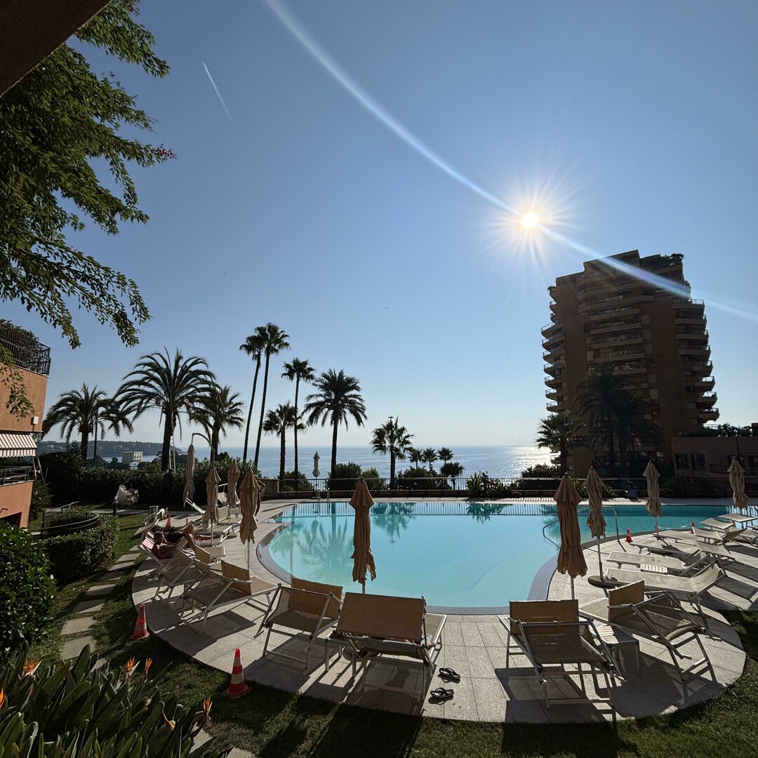 Large studio with very nice views in Parc St Roman