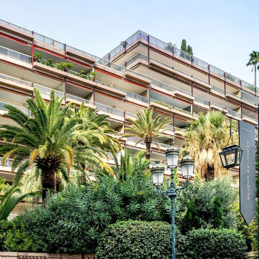 5 rooms in GOLDEN SQUARE