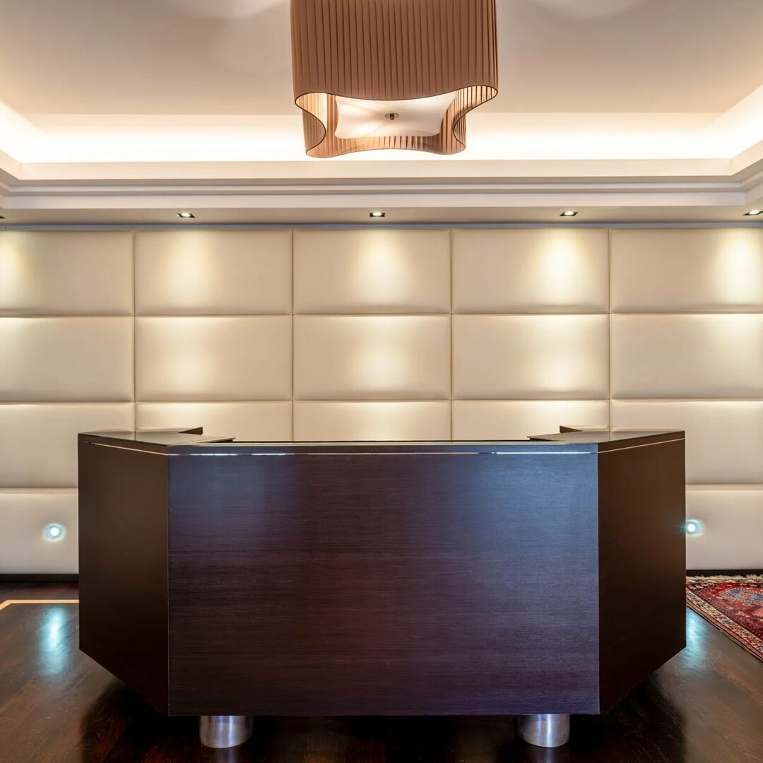 CASTEL PARADOU - La Rousse - Offices