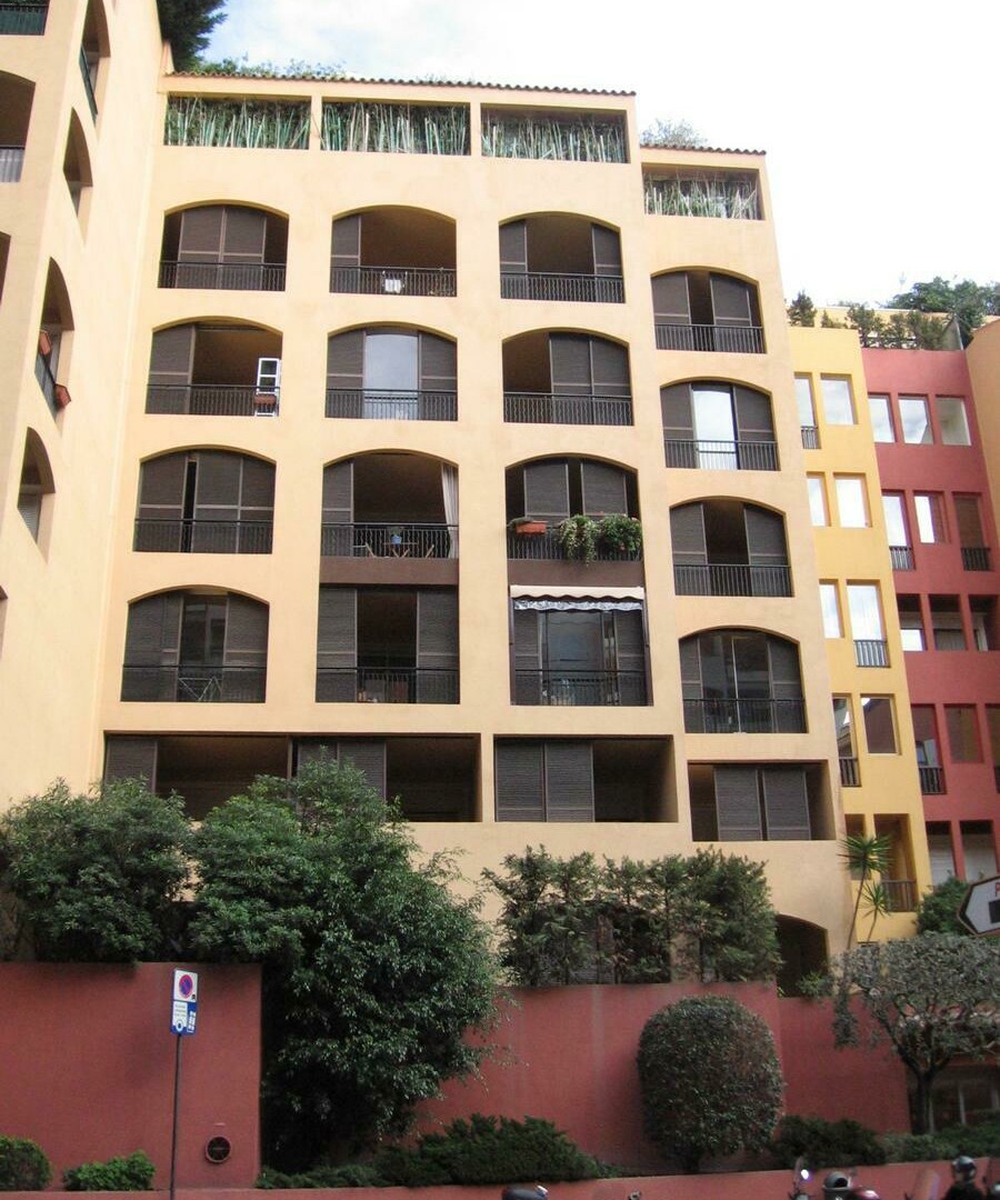 Office Space with Garden View in a Tranquil Setting